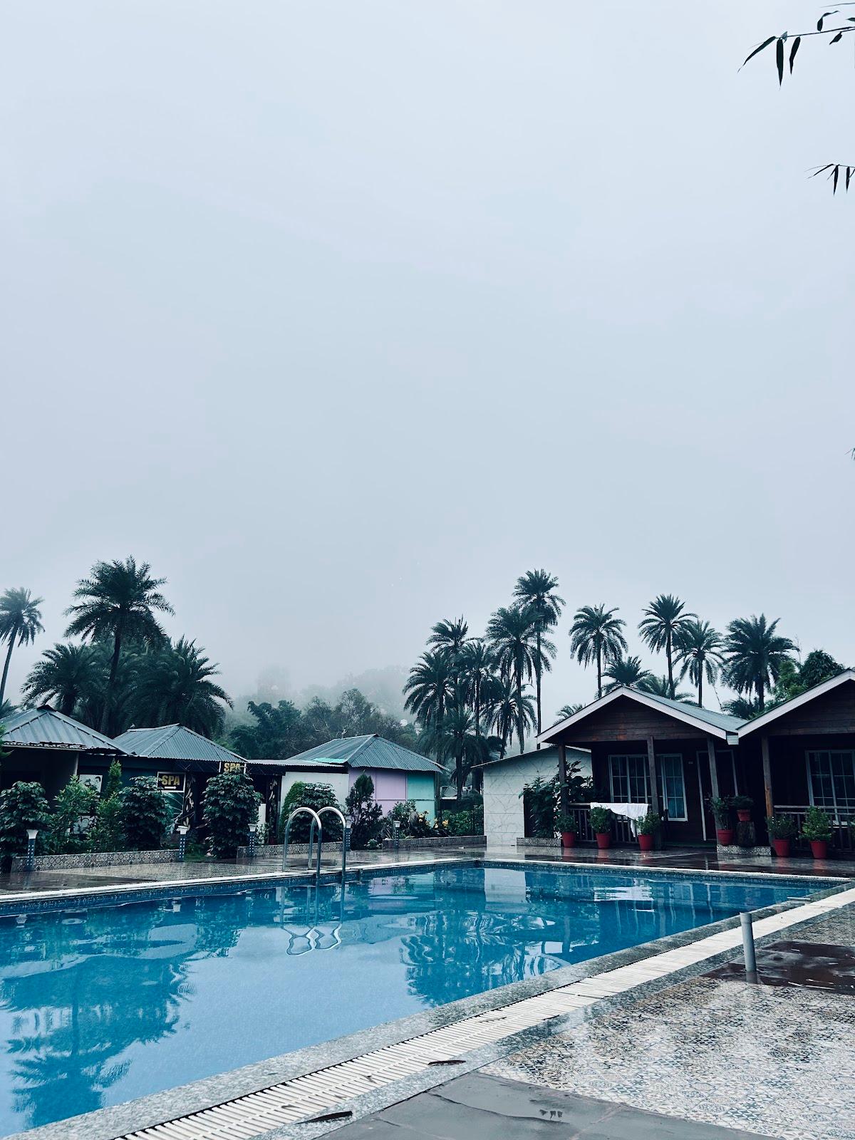 Royal Garden Retreat Resort & Swimming pool – photo 3