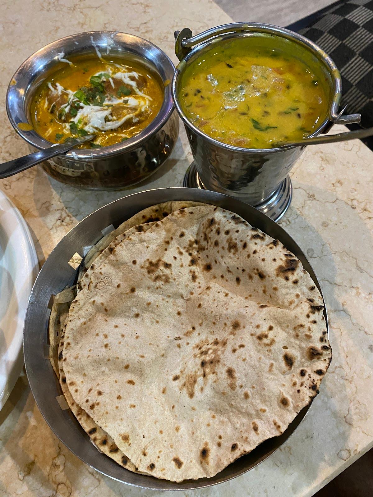 Hotel Jinendra Palace – photo 1