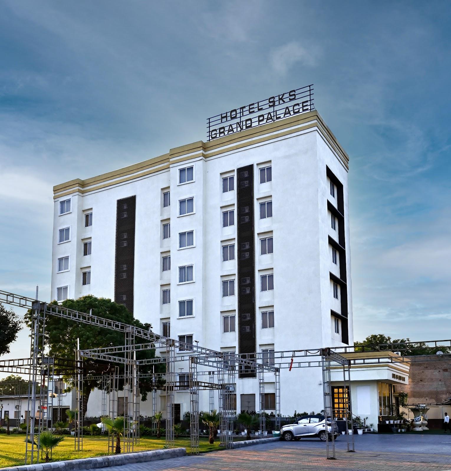 Hotel SKS Grand Palace – photo 1