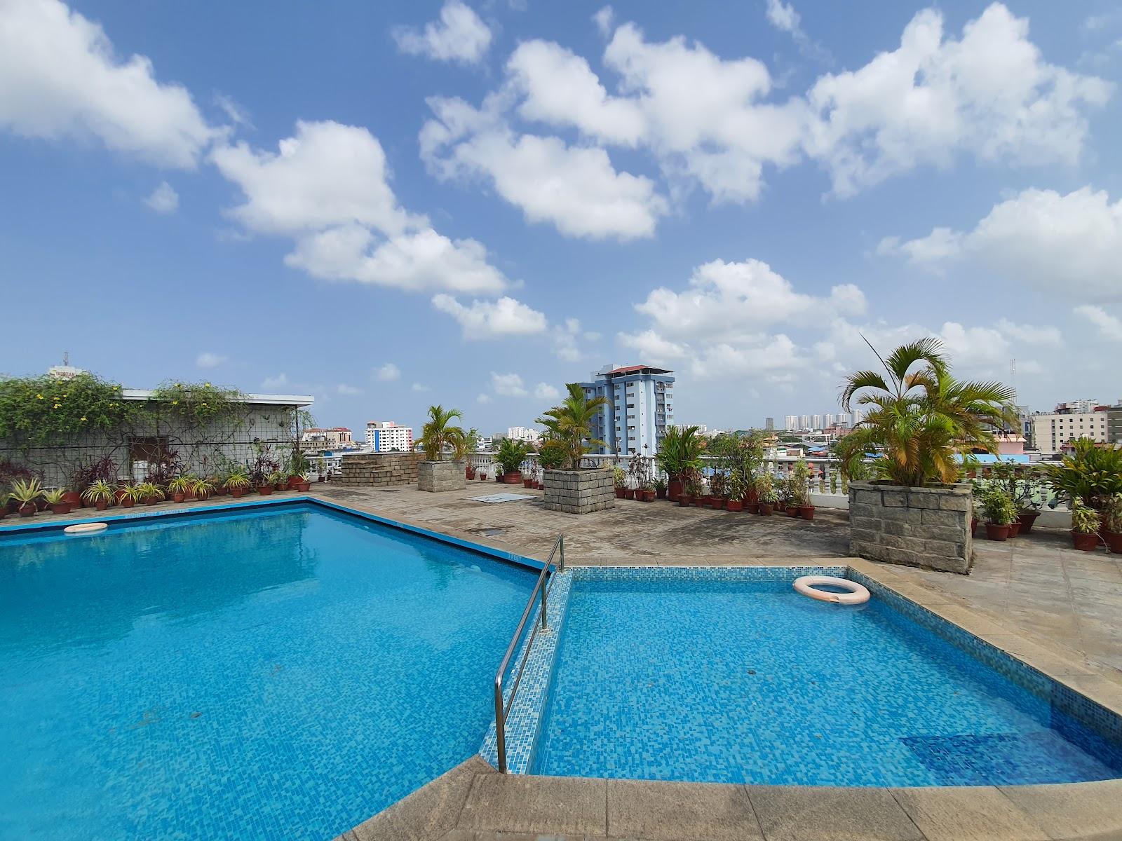 Abad Plaza Hotel, MG Road, Cochin – photo 4