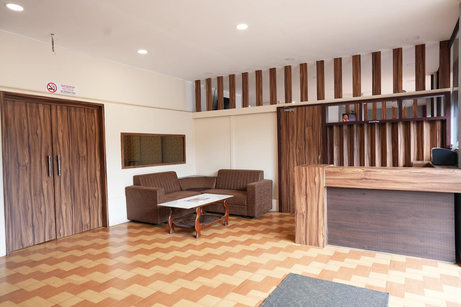 Mini Kozhikode Hotel & Lodge – photo 3