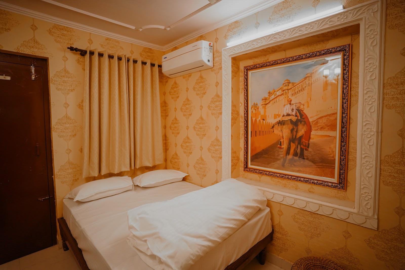 Karni Vilas – photo 2
