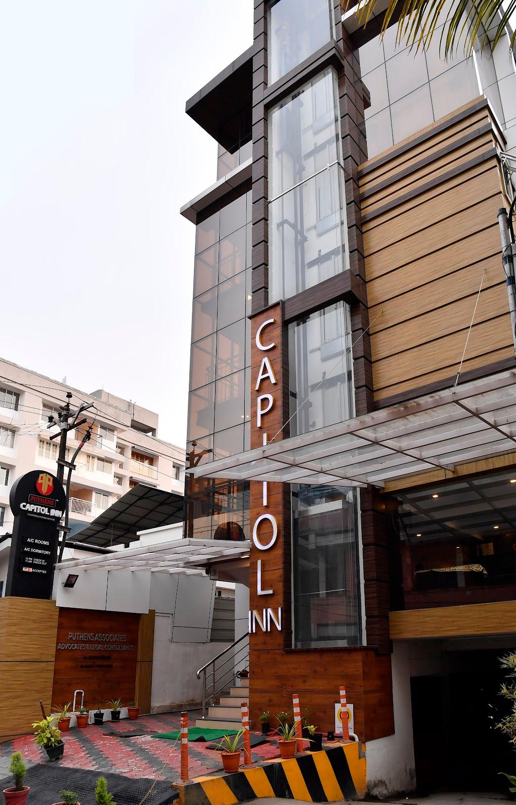 Puthens Capitol Inn – photo 3