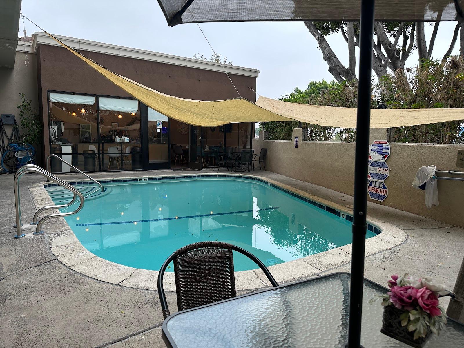 GreenTree Inn & Suites Alhambra, Los Angeles – photo 3