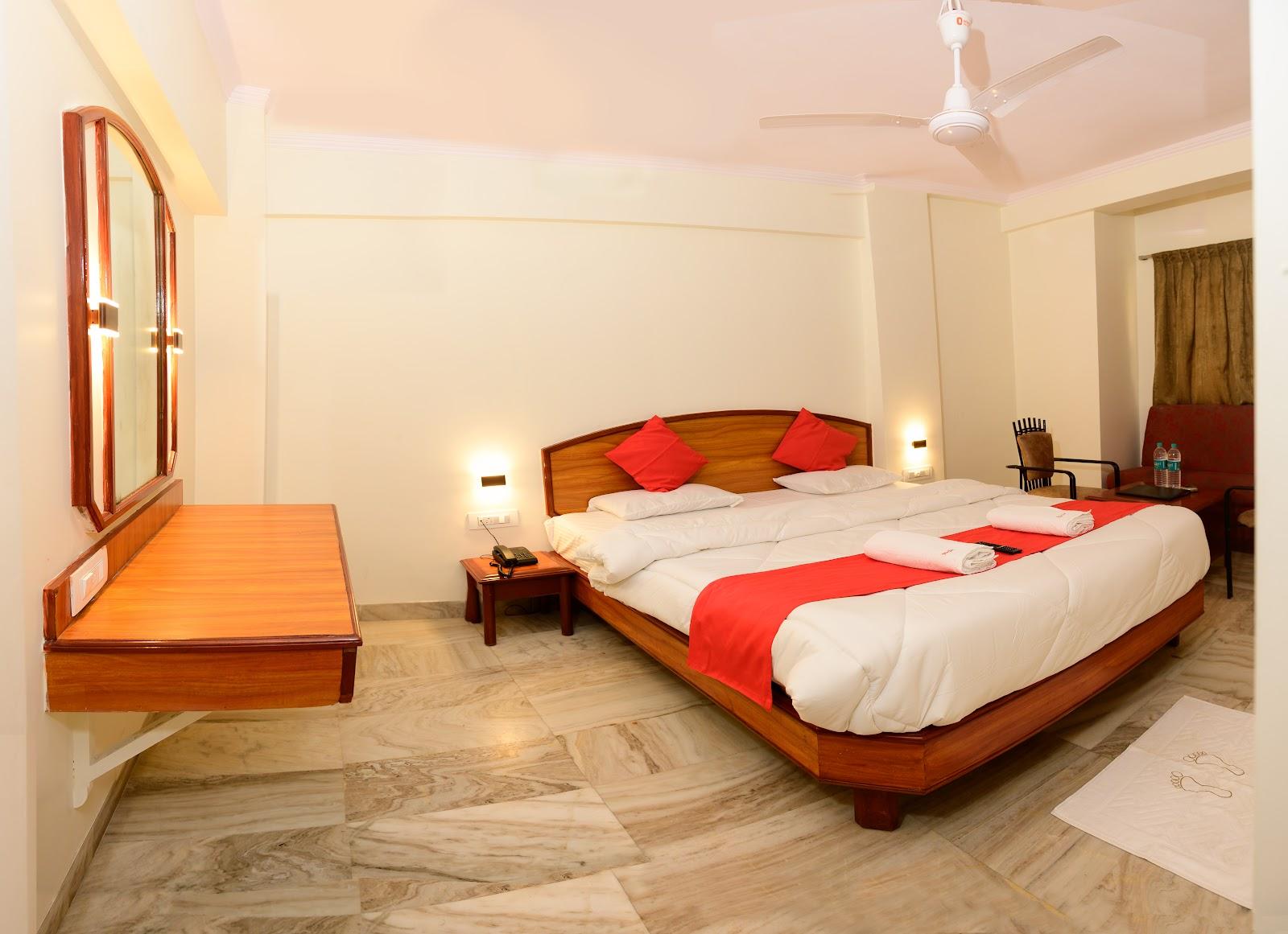 Raja Hotel - Hotels in Kalyan | Kalyan Hotels – photo 3