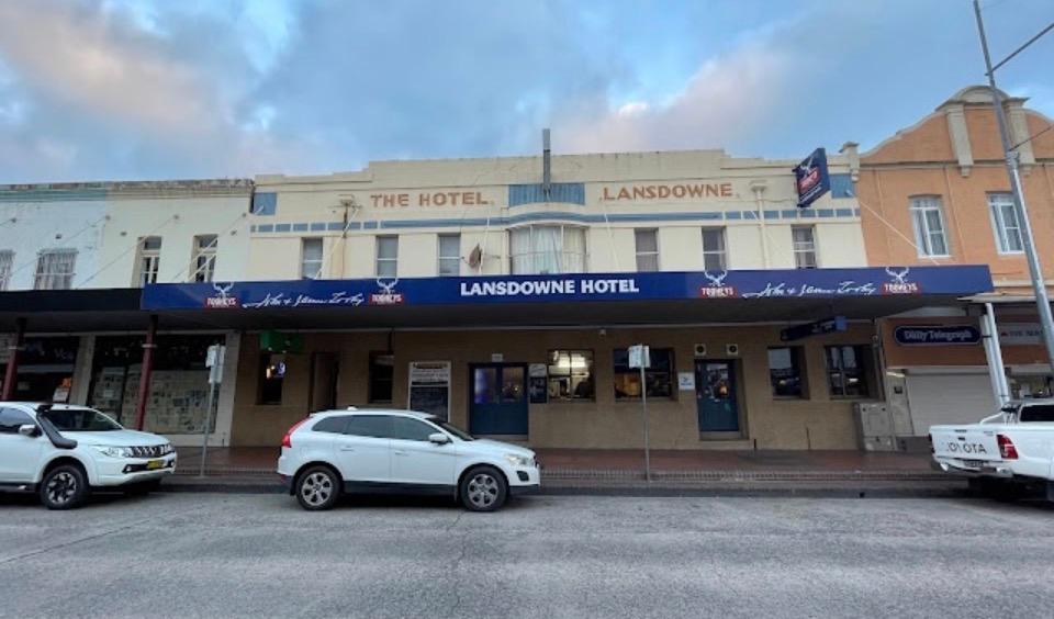 Lansdowne Hotel – photo 1