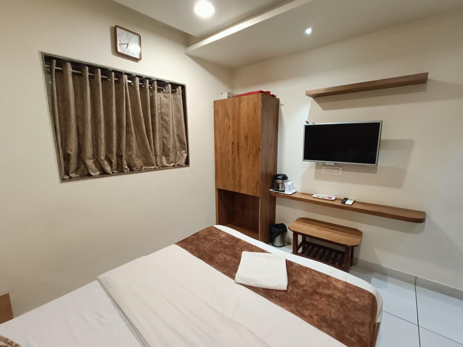 Hotel Golden Tower – photo 4