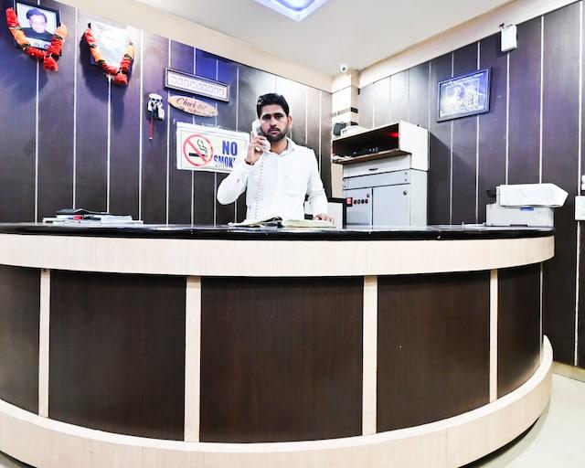 OYO CO Hotel – photo 4
