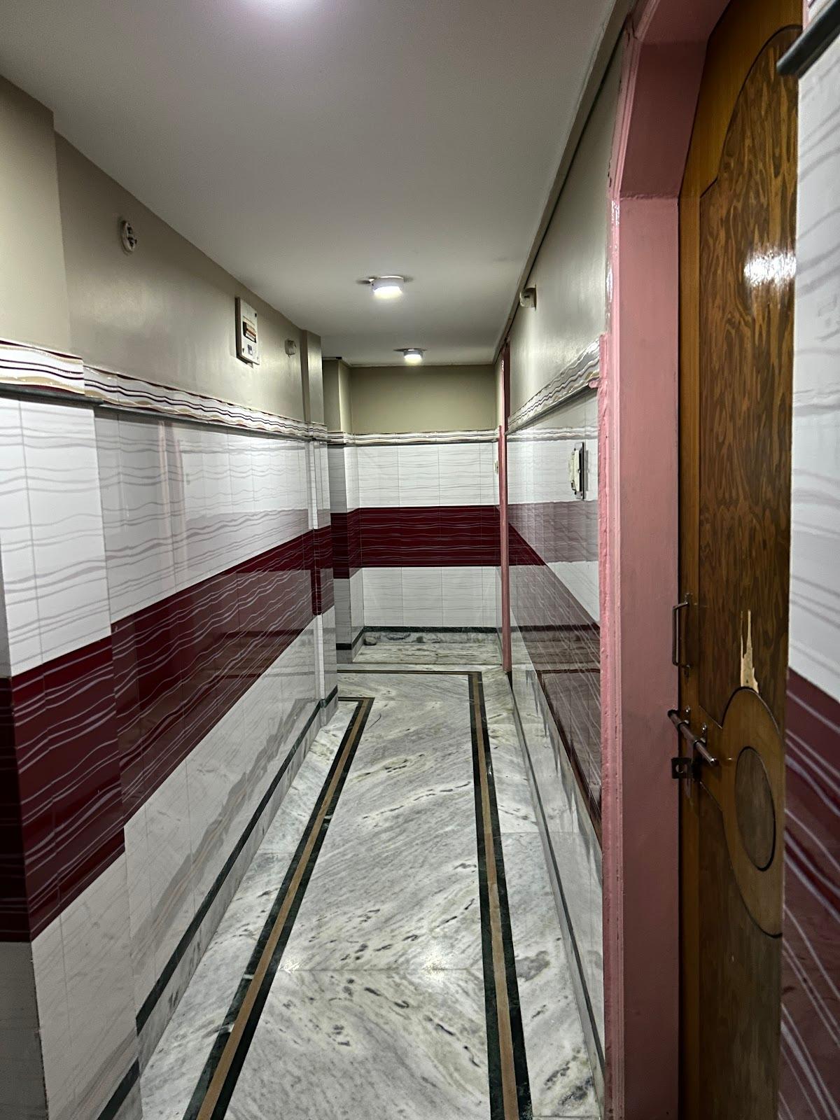 Tirupati Lodge – photo 4