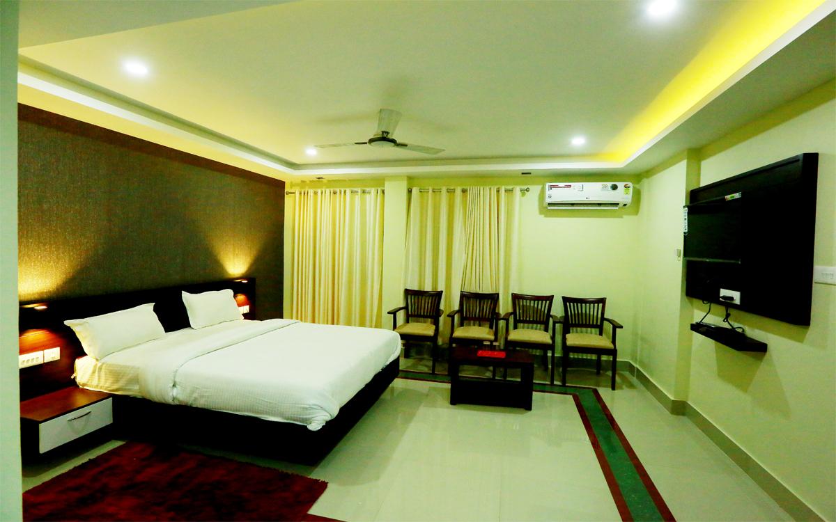 Hotel Brahmaputhra , East Nada | Next to Guruvayoor Temple – photo 2