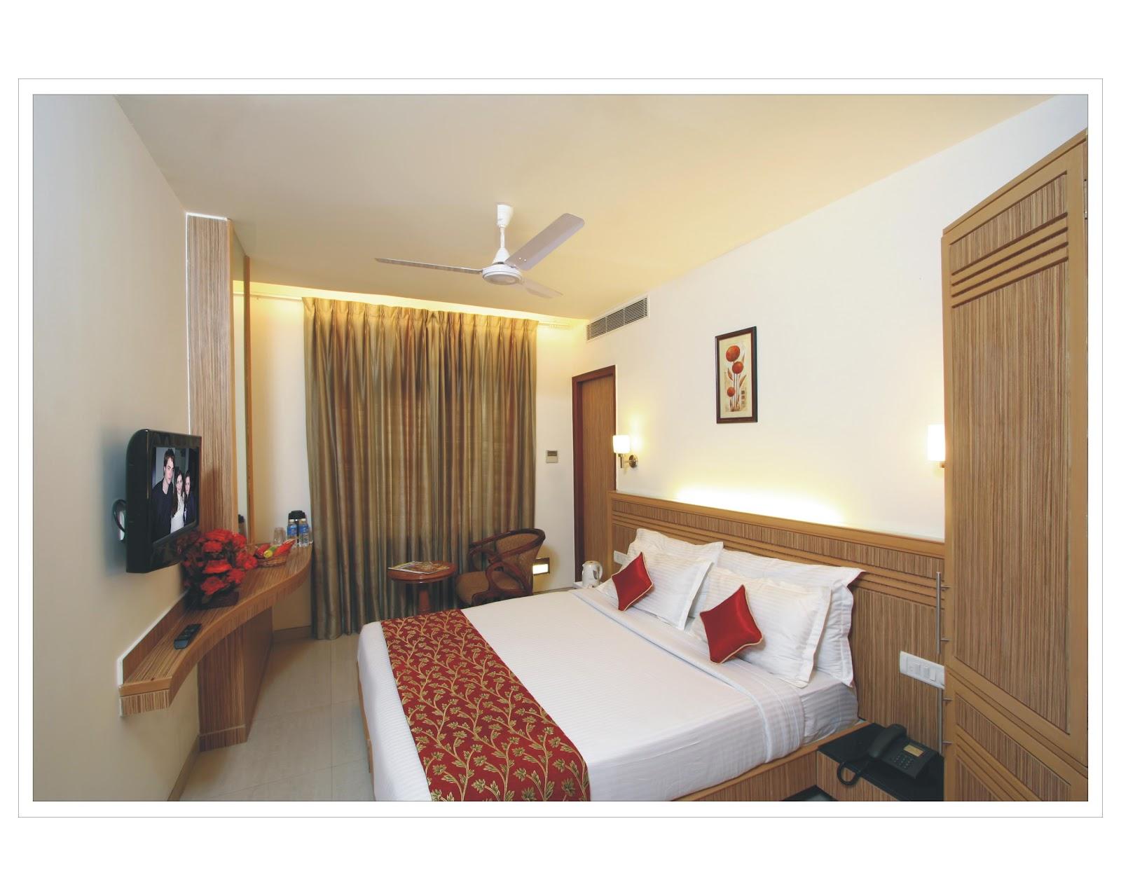 HOTEL SOUTHERN REGENCY – photo 2