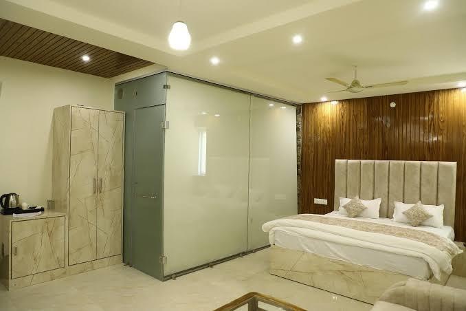 Ivory Hotel – photo 4