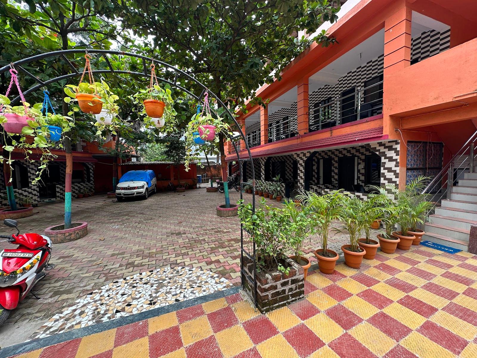 Manori Beach Corner – photo 1