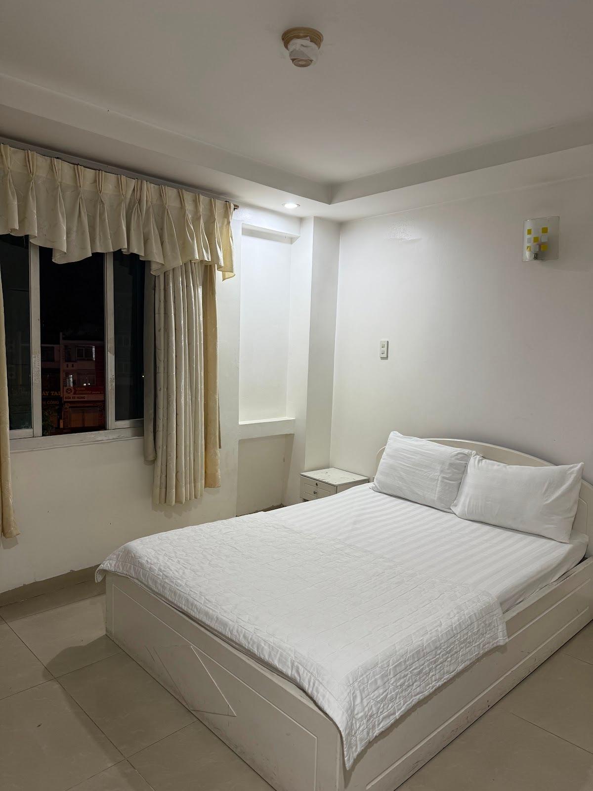 Khách Sạn 7 Ngôi Sao – photo 3