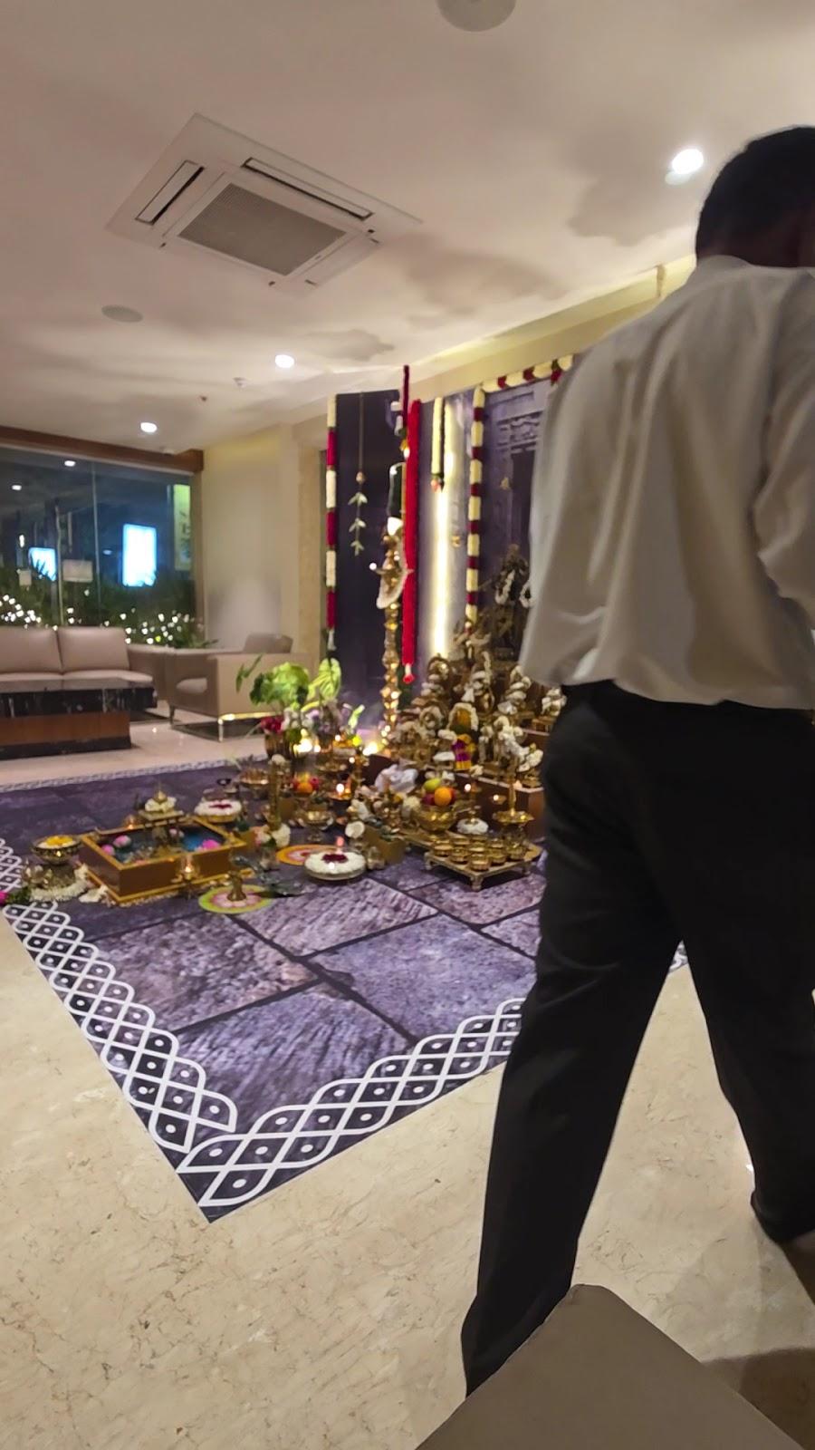M Central Hotel – photo 2