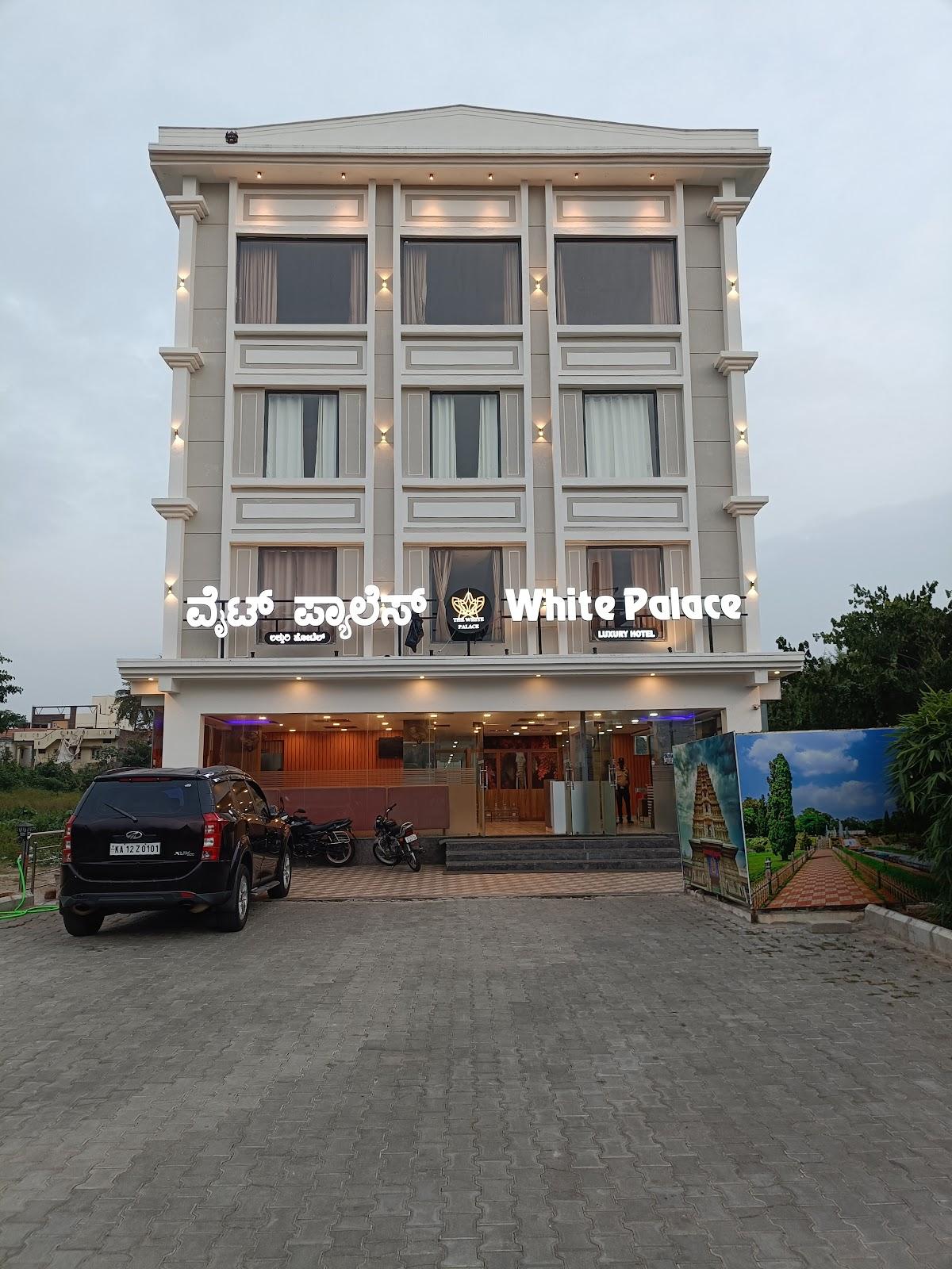 The White Palace Hotel – photo 1