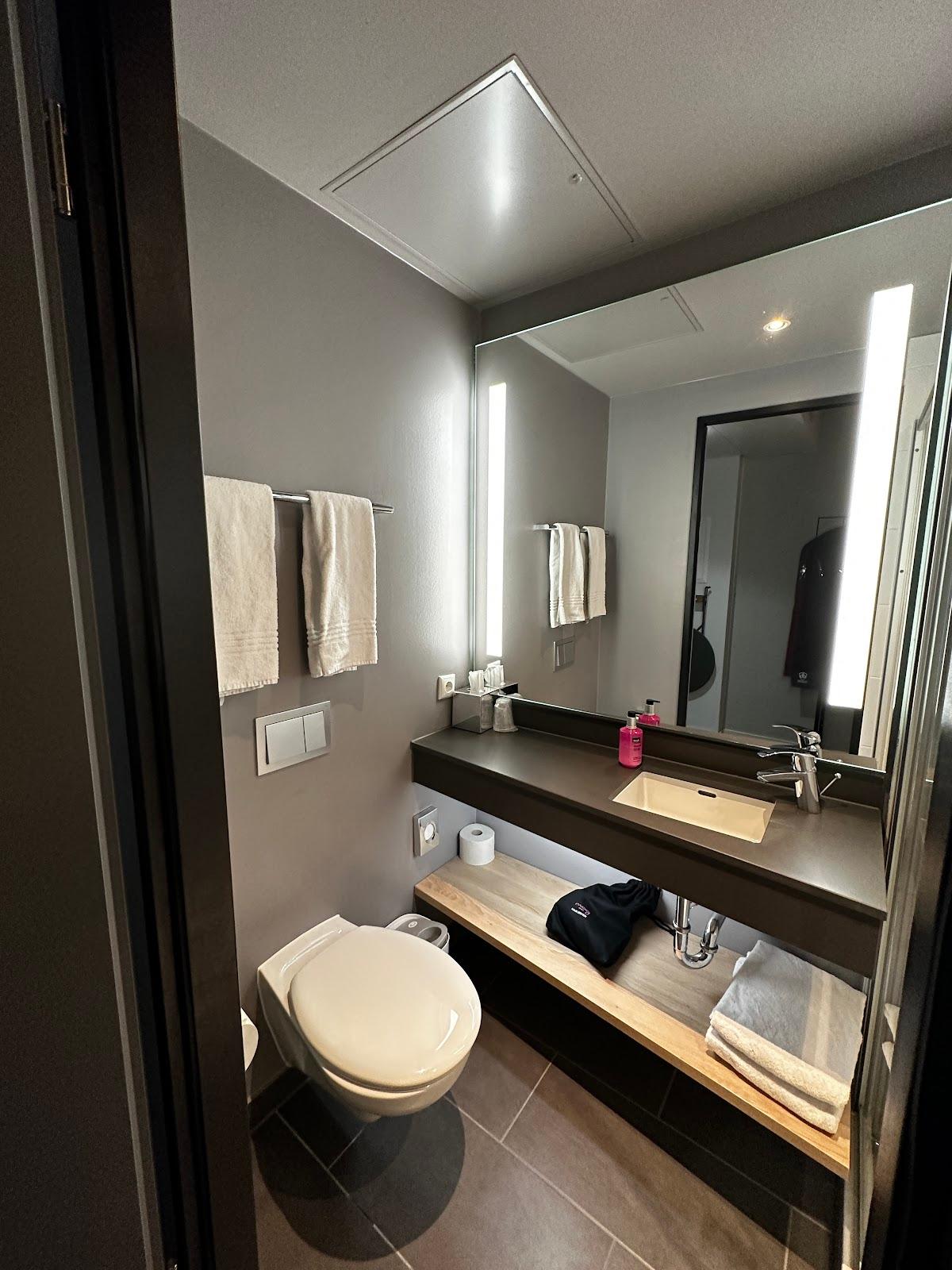 Moxy Frankfurt City Center – photo 4
