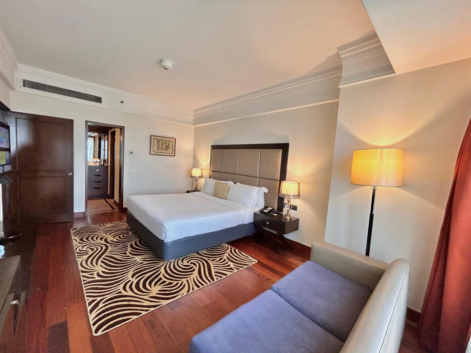 Eros Hotel New Delhi Nehru Place – photo 4