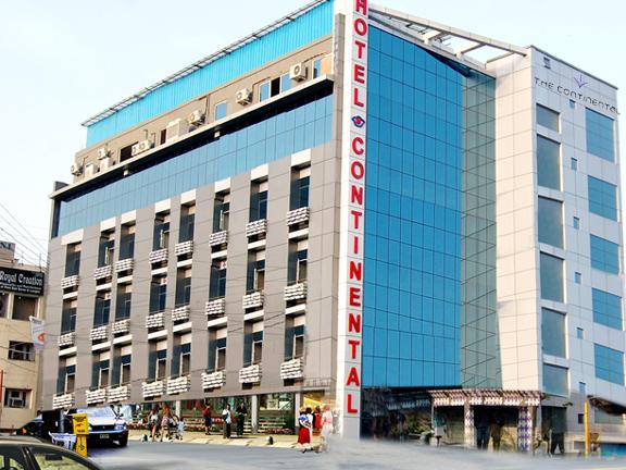 होटल द कॉन्टिनेंटल - Top 10 Hotels for Stay in Lucknow – photo 1