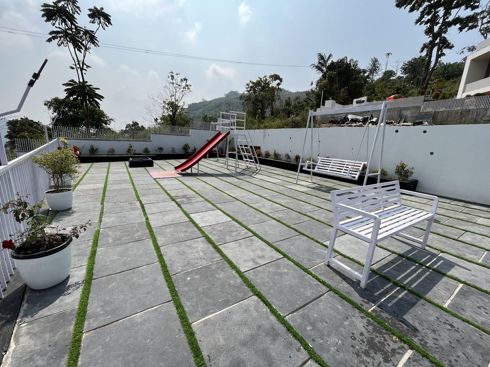 misty bay resort – photo 1