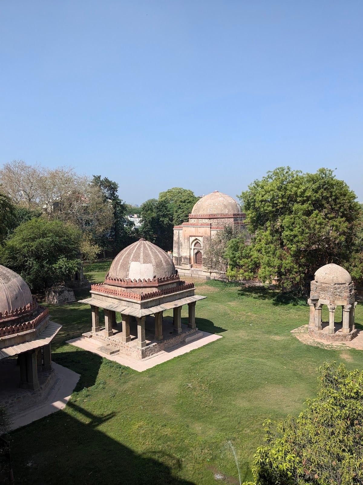 Hauz Khas Retreat – photo 3