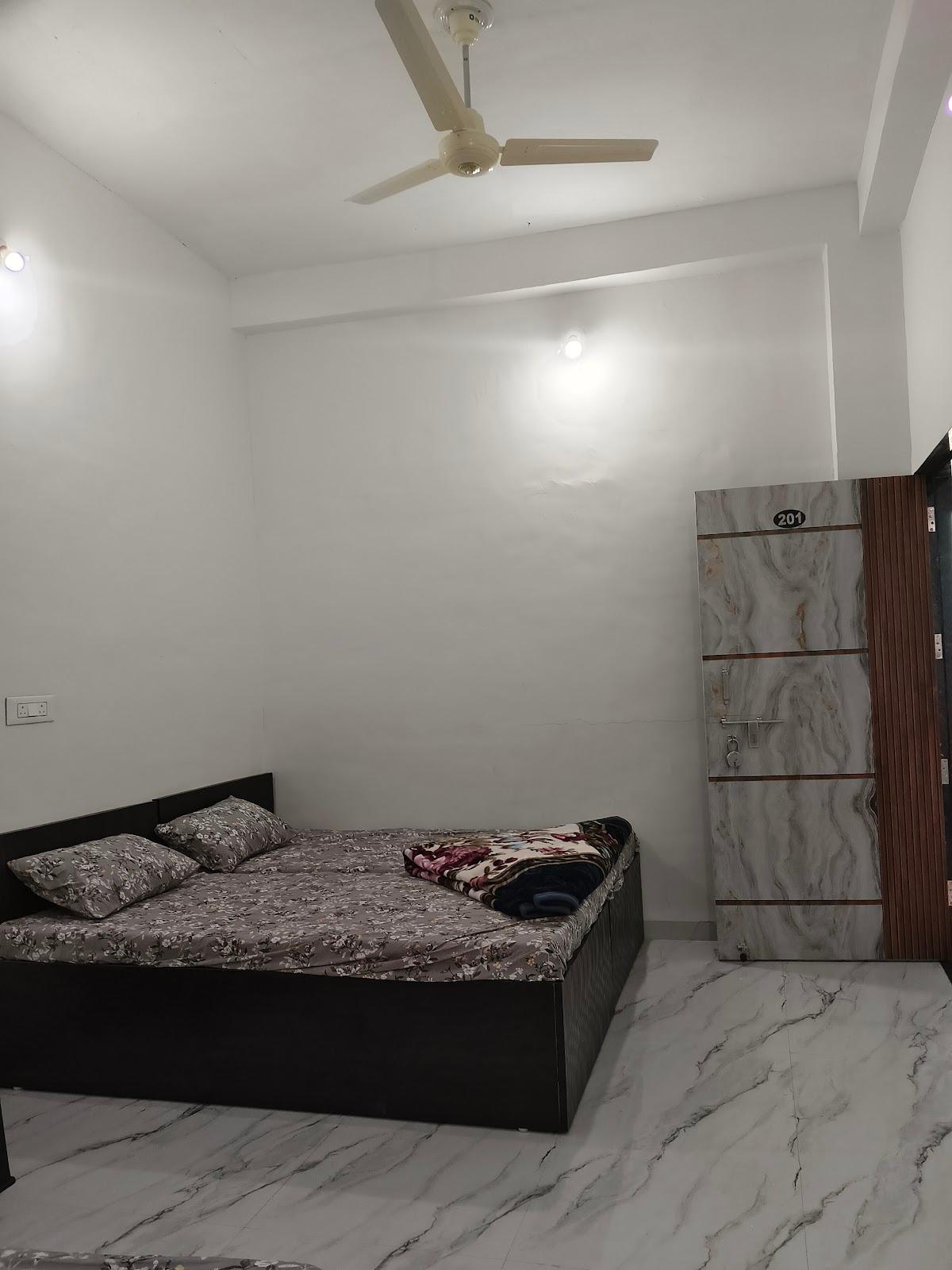 Hotel Krushnakunj Guest House – photo 4