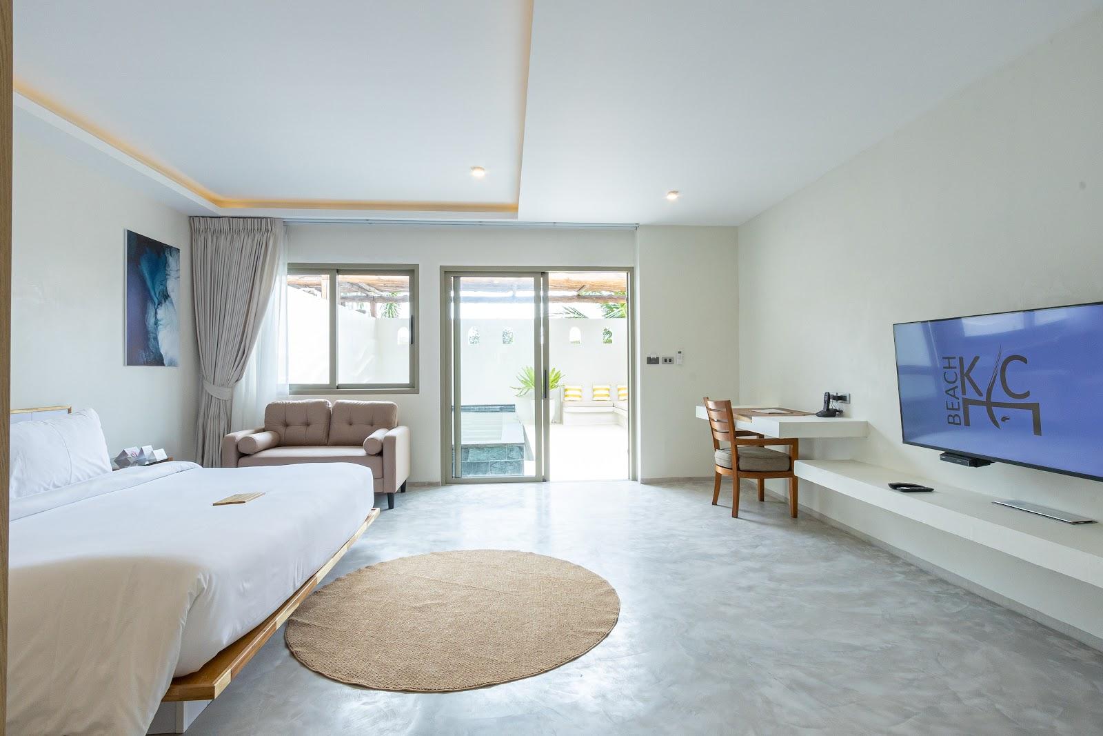 KC Beach Club & Pool Villas – photo 3