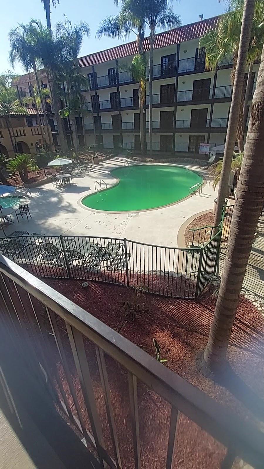 The Buena Park Grand Hotel & Suites – photo 2