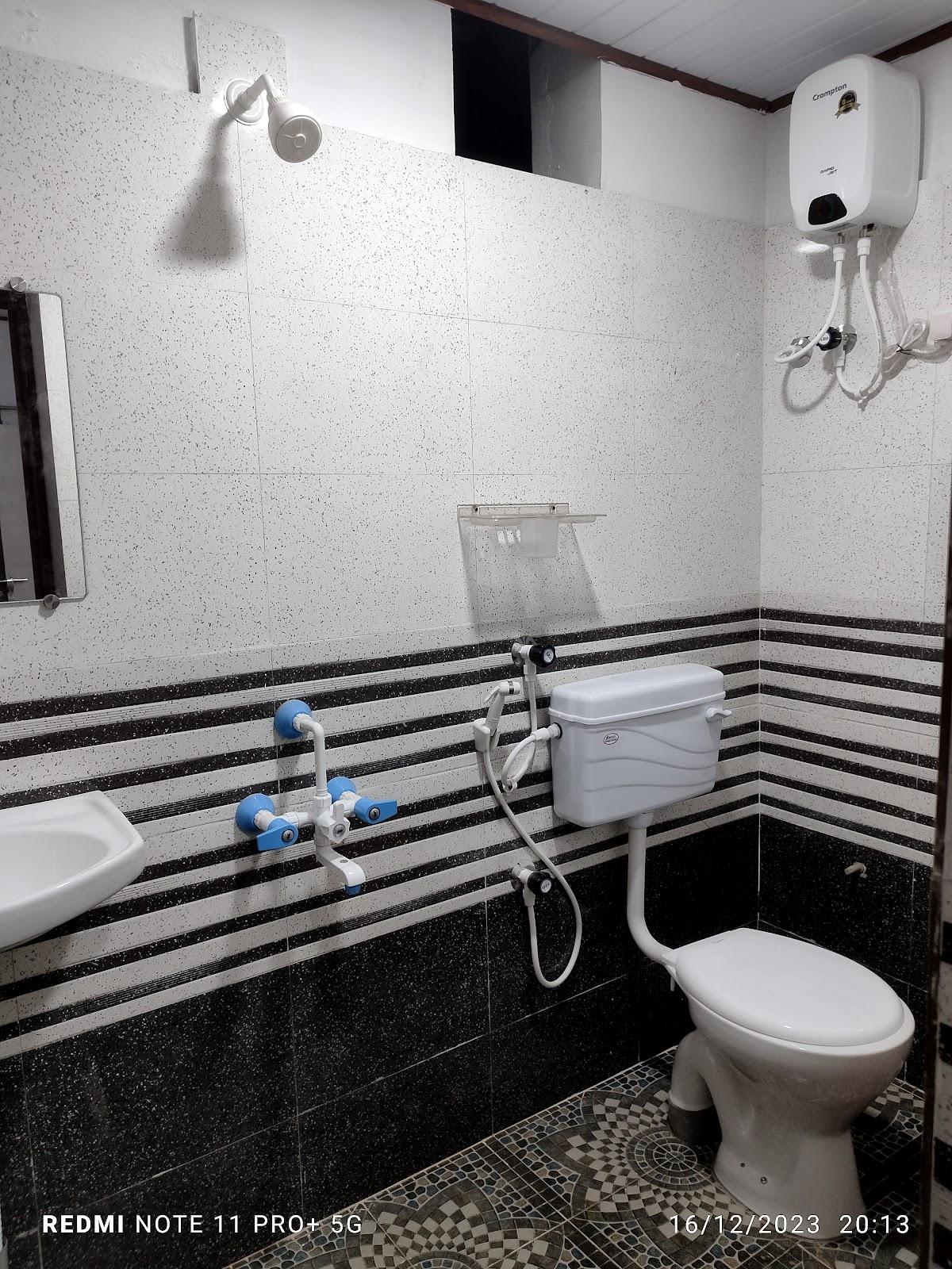 Sea Pearl: Beach, Room, Hut Stay, Tent Stay in Gokarna – photo 4