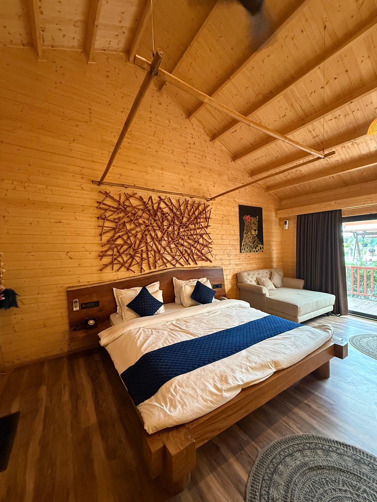 Themis Farmhouse – A Luxury Poolside Farm Stay: Delhi NCR – photo 3