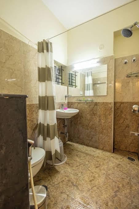Suraksha Stay Brookfield Hotel – photo 4