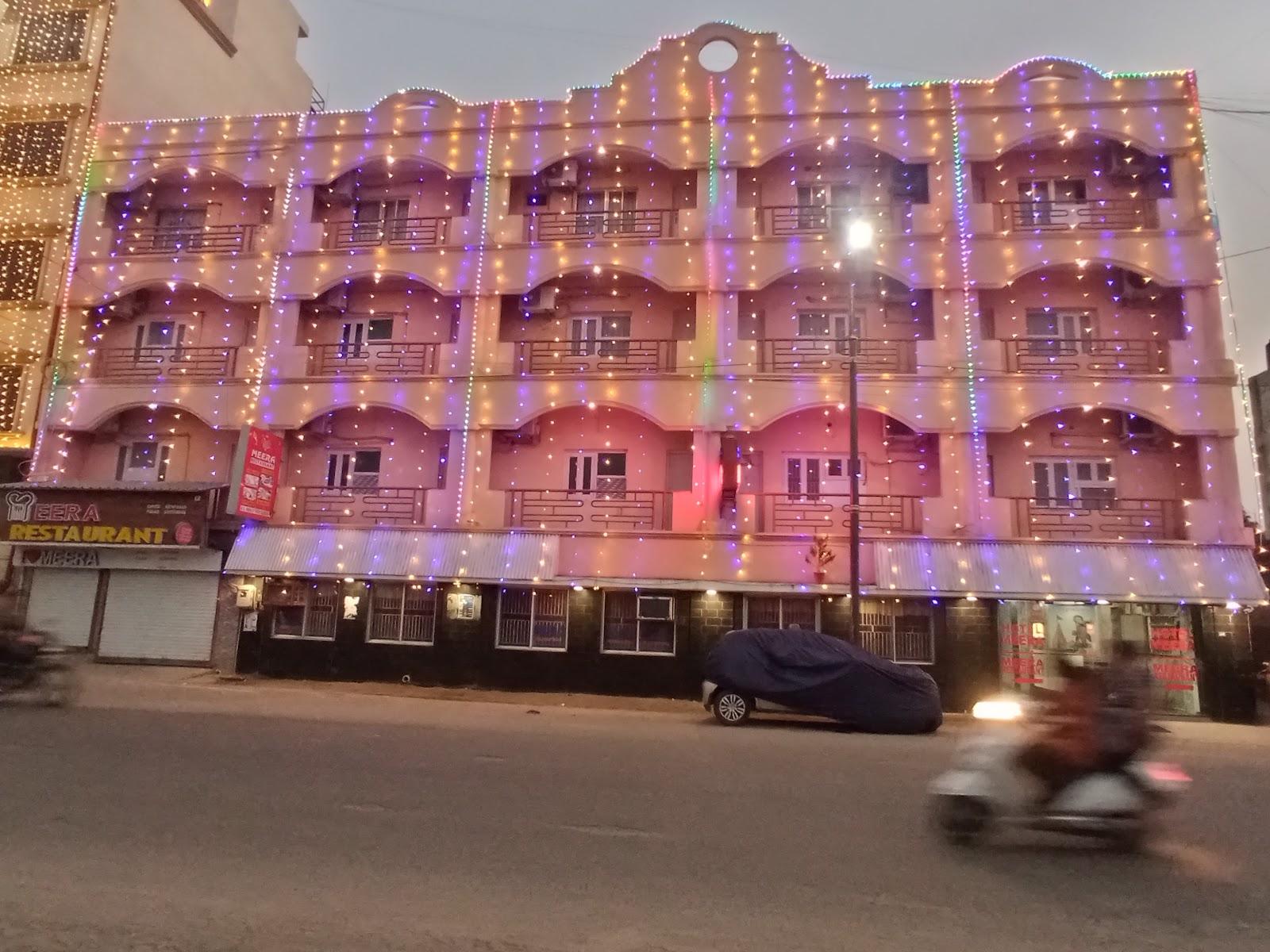 HOTEL MEERA – photo 1
