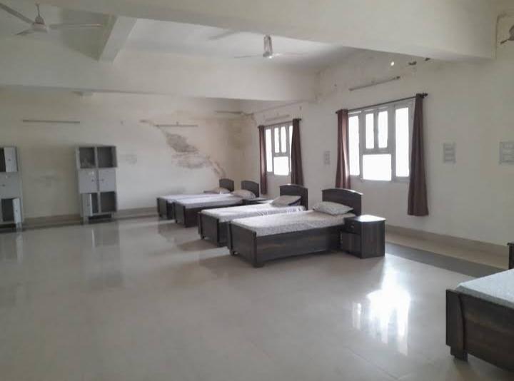 Ambala Cantt Railway Retiring Room – photo 1