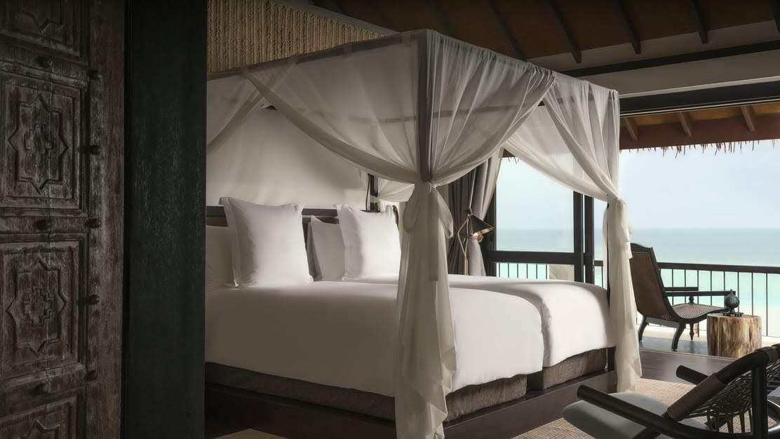 Four Seasons Maldives Private Island at Voavah – photo 3
