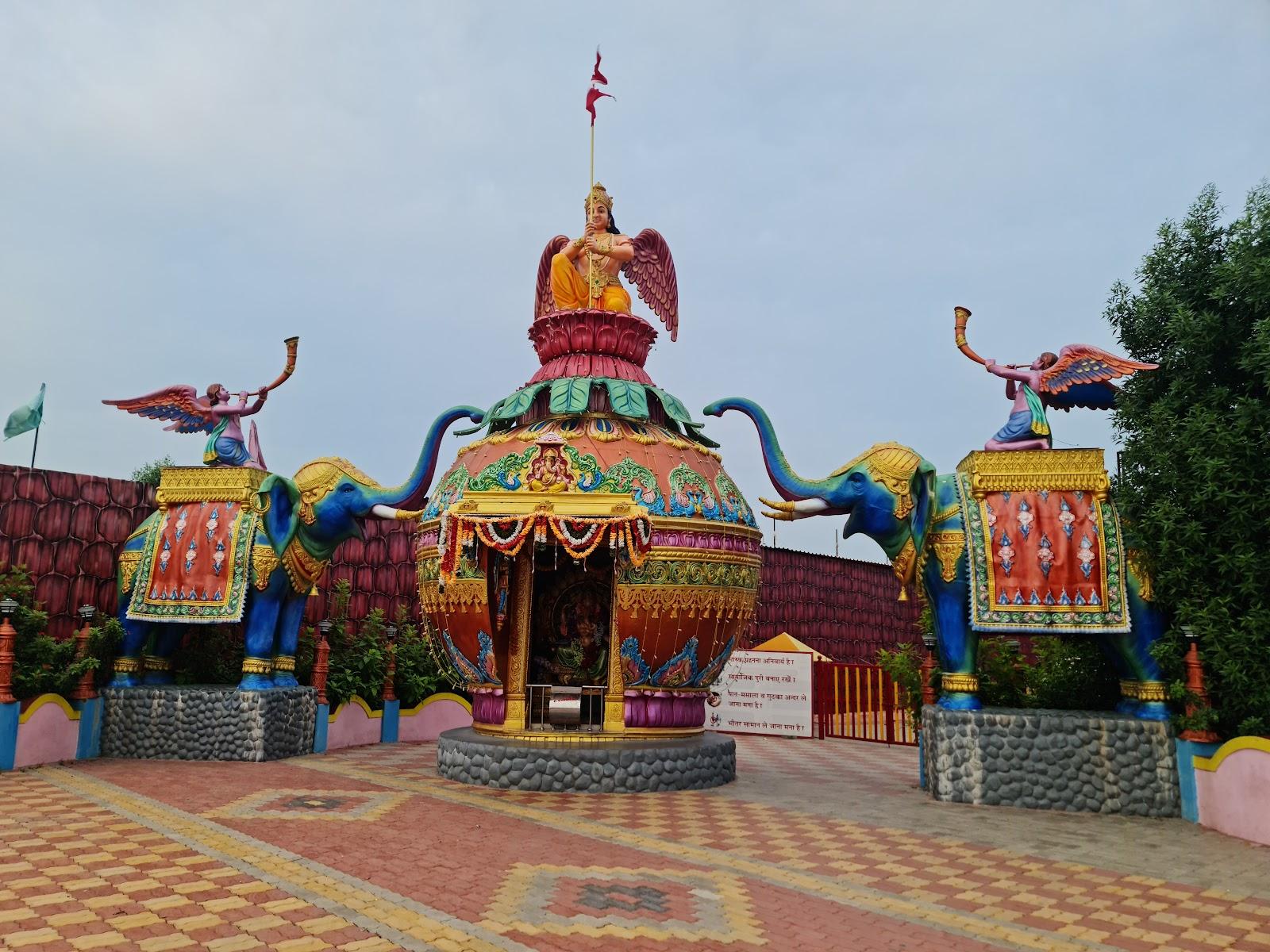 Nilkanth Yatrik Bhuvan – photo 2
