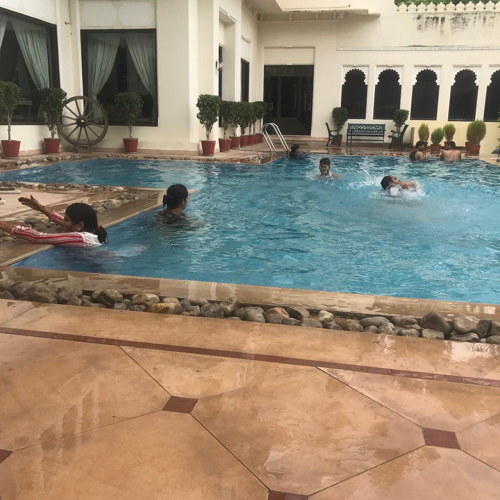 SWAROOP VILAS - LAKE FACING BOUTIQUE HOTEL – photo 4
