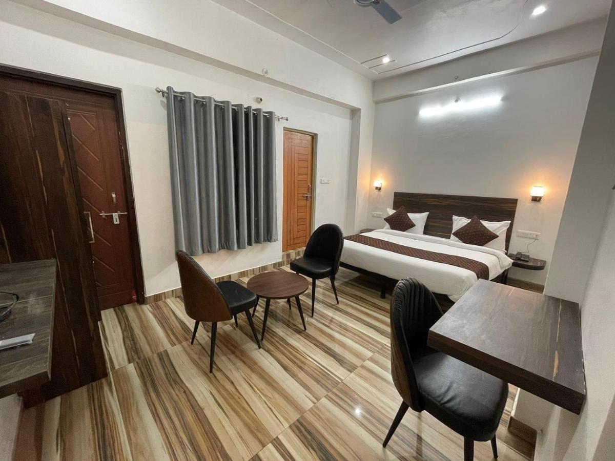Prayagraj Hotels and Tents Booking – photo 4