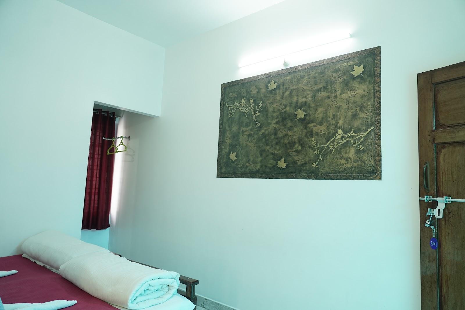 Suryas Stay Inn – photo 4