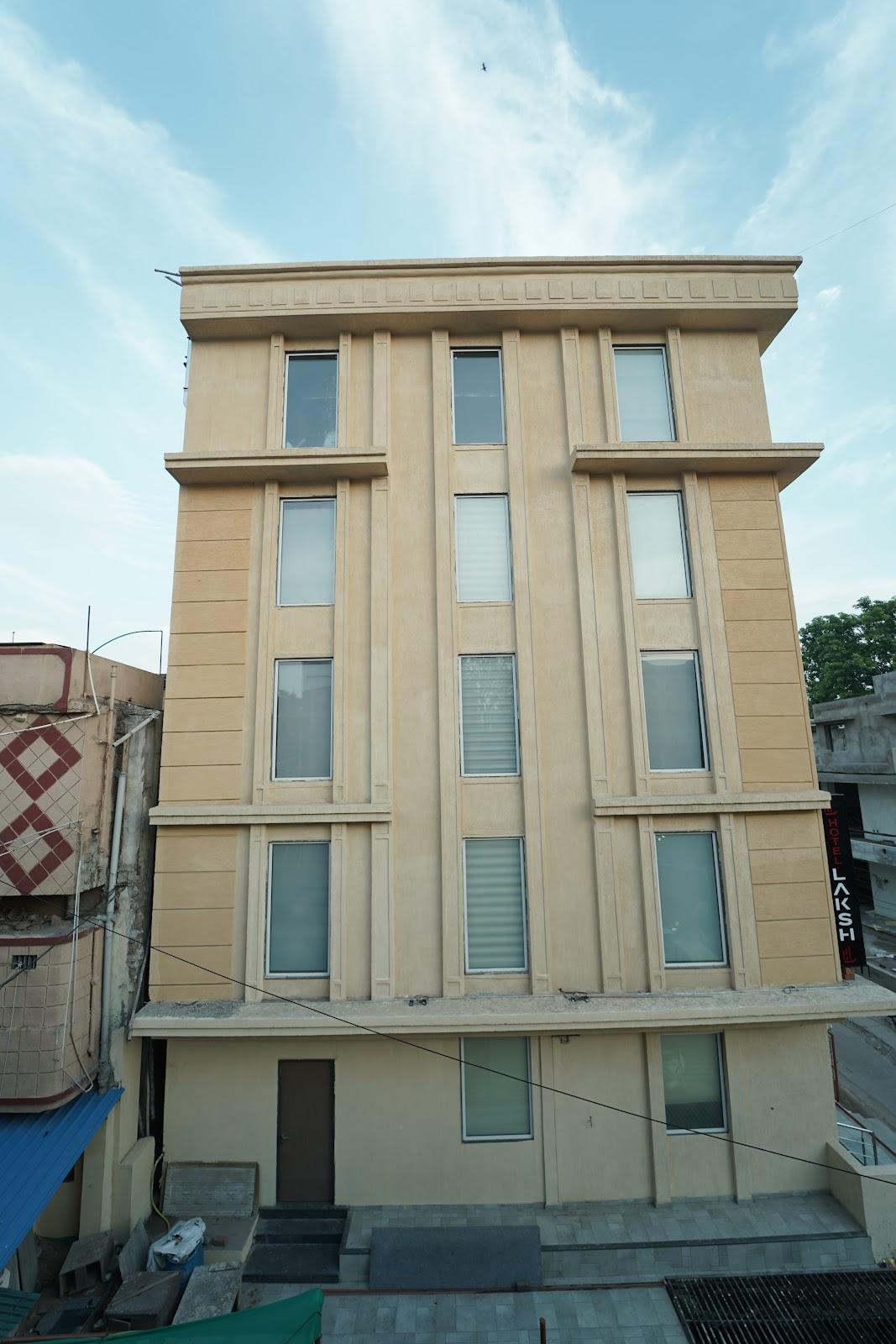 Hotel Laksh – photo 3