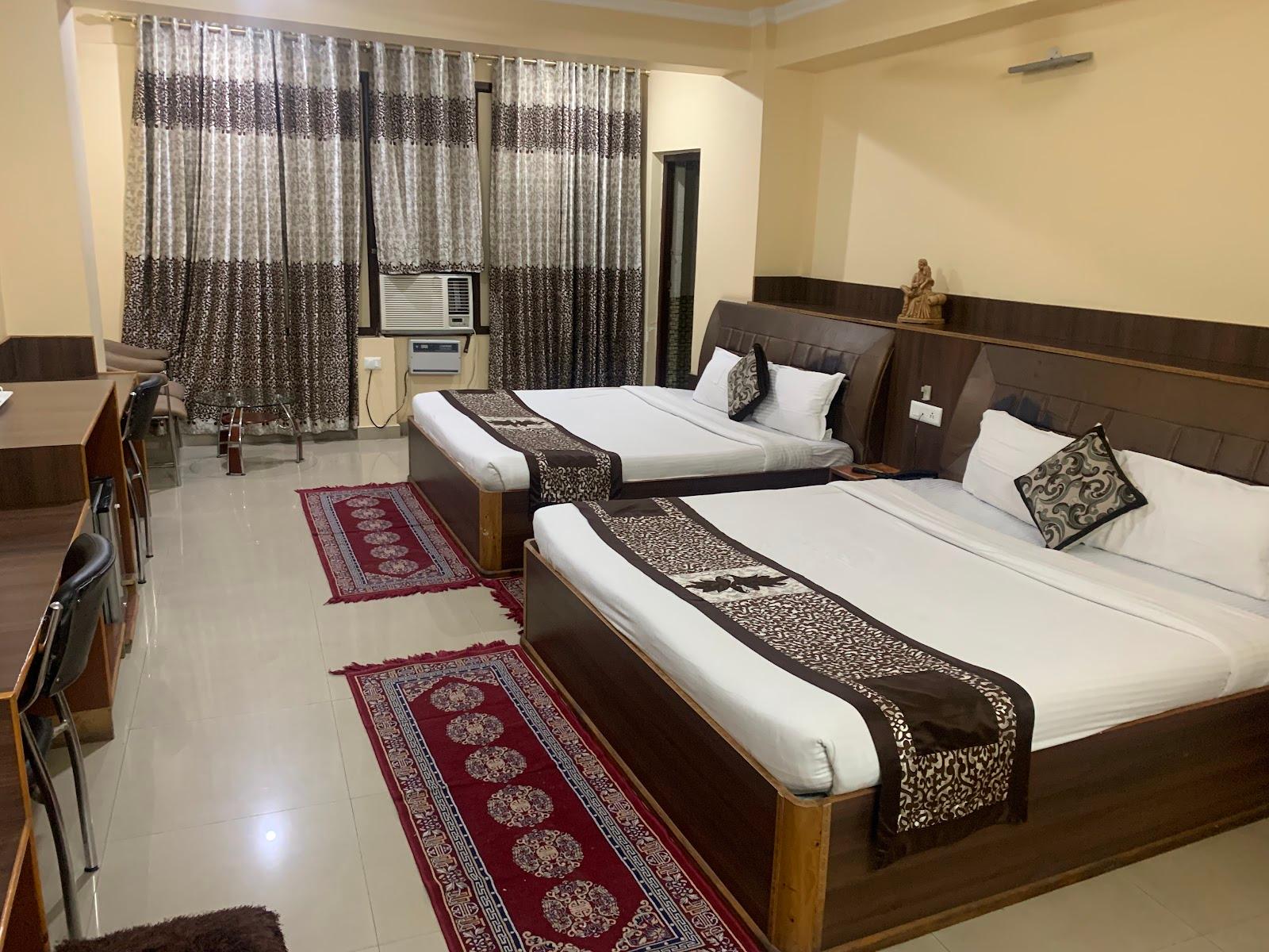 Hotel Singh Axis – photo 2