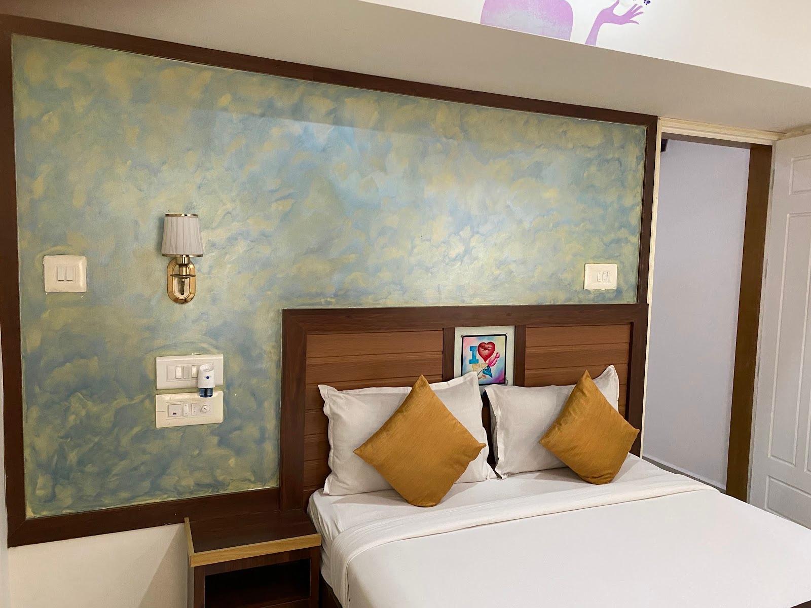 Base9 Cochin Airport Hotel – photo 3