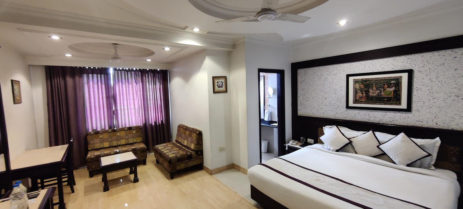 Hotel Niky International – photo 3