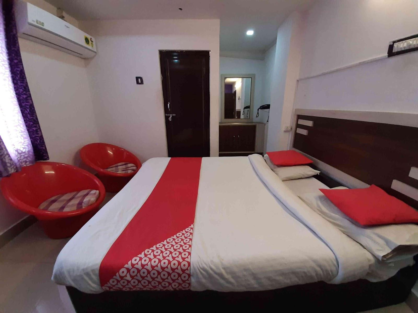Hotel Vashishta Inn – photo 3