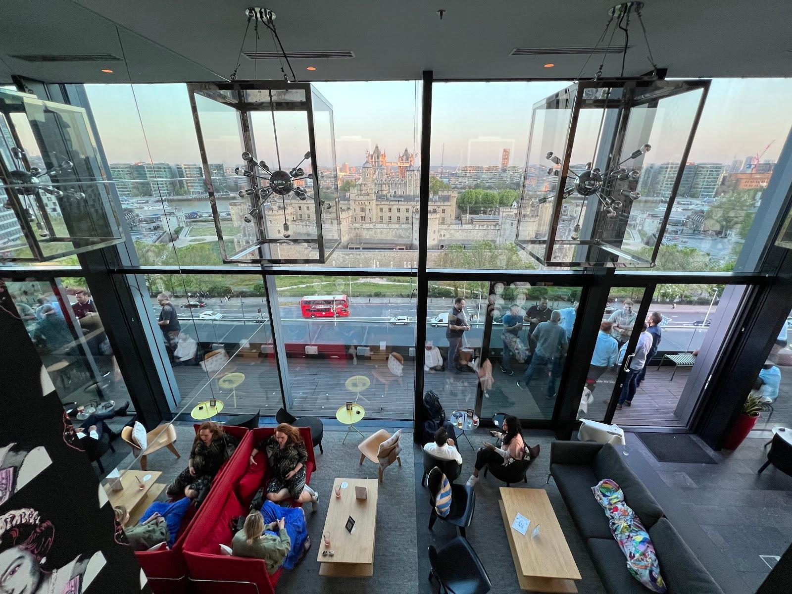 citizenM Tower of London – photo 3