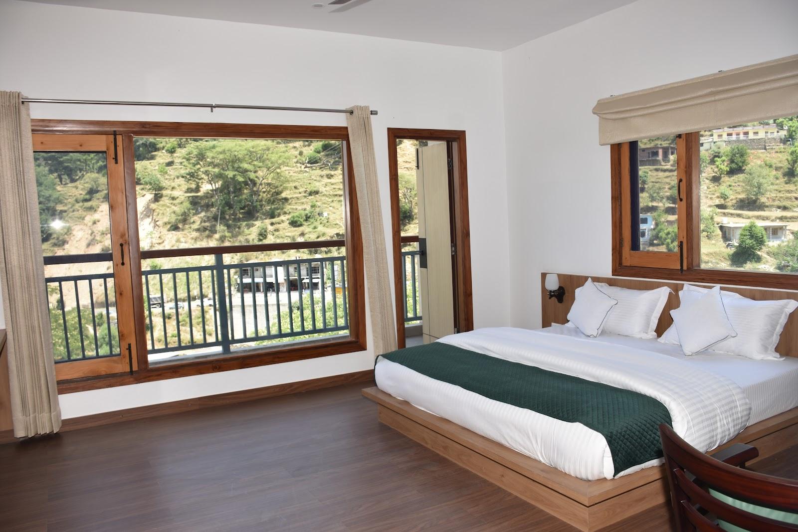 HOTEL DALHOUSIE INN – photo 3
