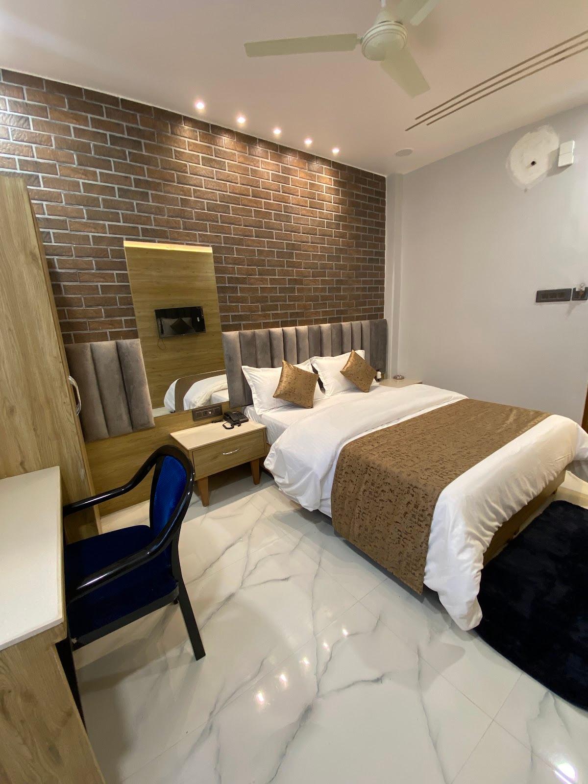 Hotel Liyan Inn – photo 3