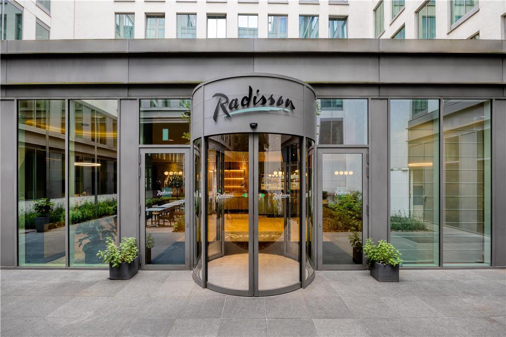 Radisson Hotel Brussels Centre Midi – photo 1