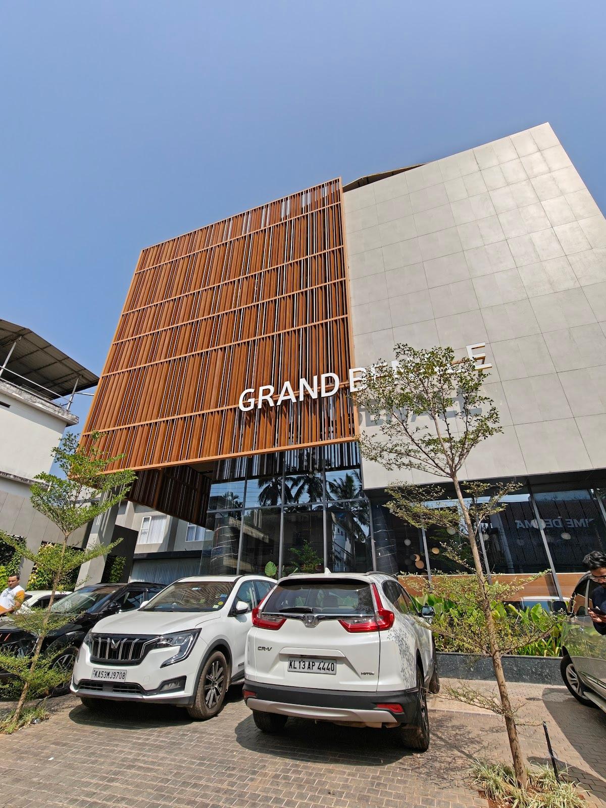 GRAND BENALE – photo 4
