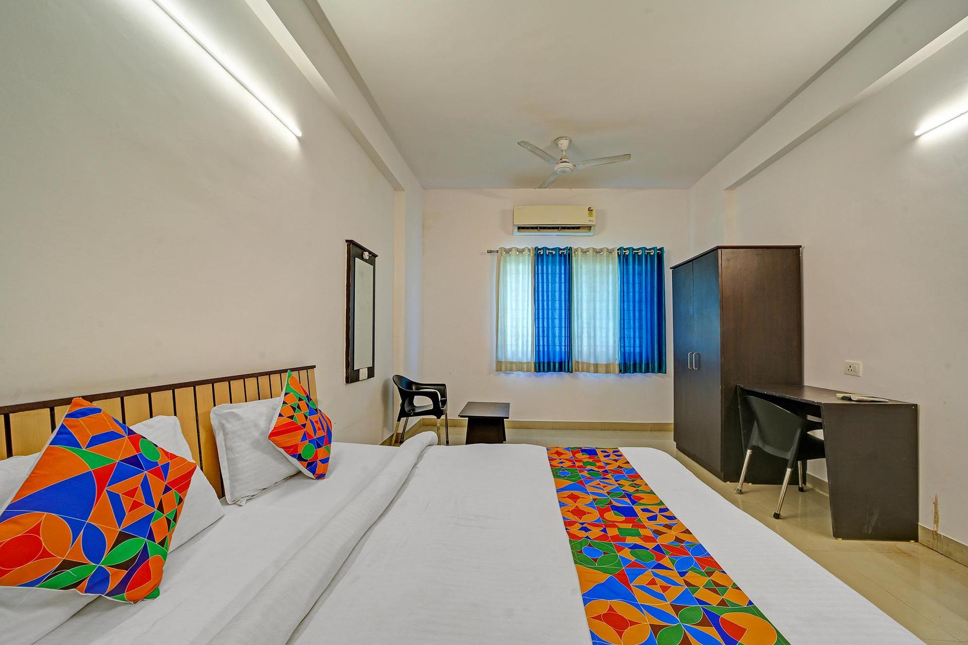 KONARK INN HOTEL – photo 2