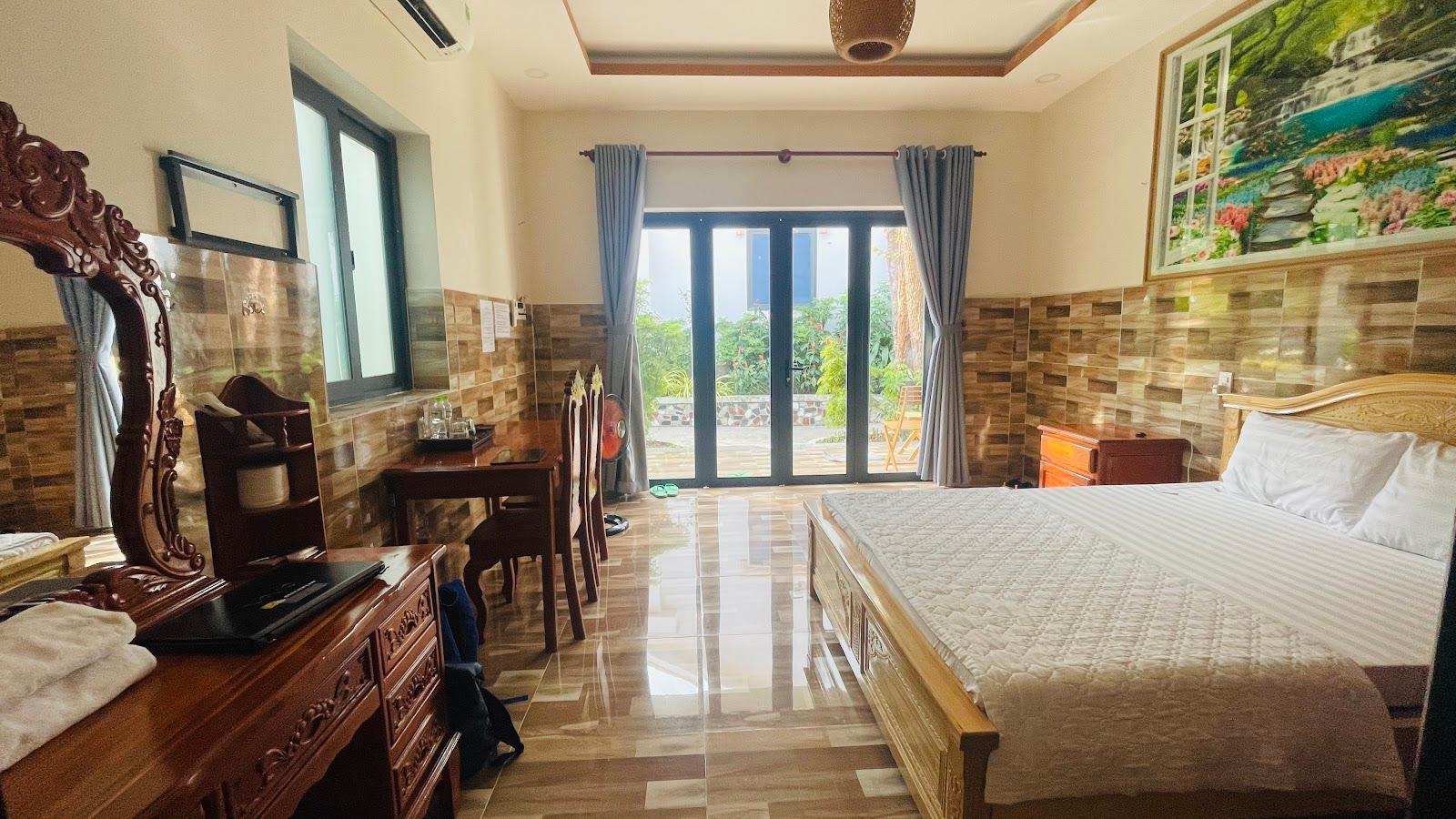 Phú Mỹ Hưng Bungalow – photo 3